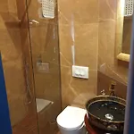 Amo's Apartmanhotel 3*