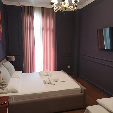 Amo's Lejlighedshotel Shkodër