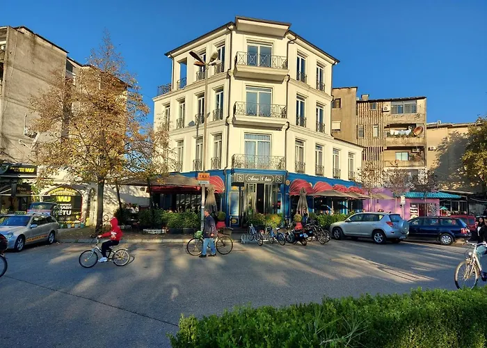 公寓式酒店 Amo's Shkodër